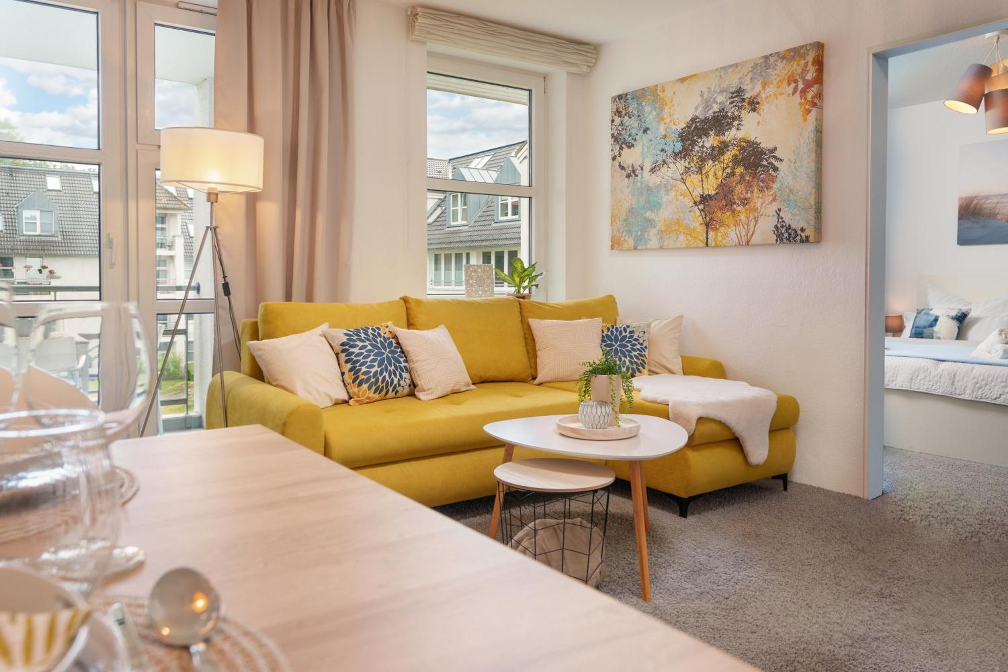 Meerblick-balkon-strand-golf-tv-stilvoll Apartment Eckernfoerde